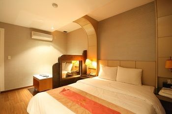 Liz Motel Seoul